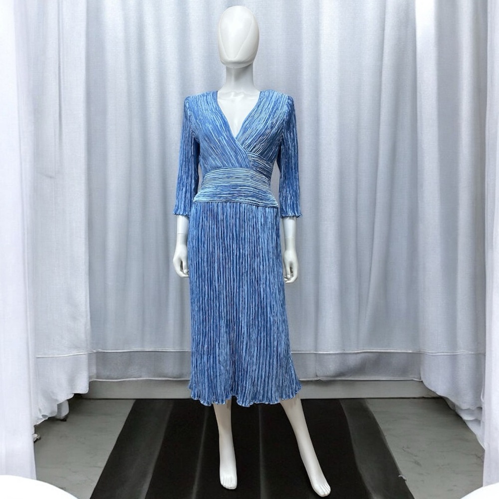Mary McFadden Couture Fortuny Pleat Evening Gown [D45]